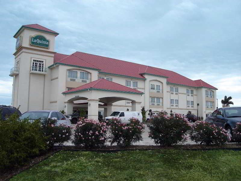 La Quinta By Wyndham Corpus Christi Northwest Hotel Exterior photo